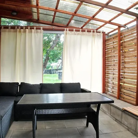 Apartman Tiny House Krumlov, Terrace, Parking