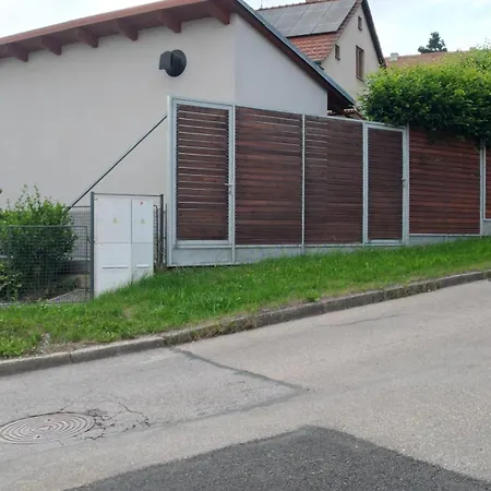 Tiny House Krumlov, Terrace, Parking Apartman *